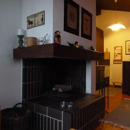 לאקס Ferienwohnung Murschetg חדר תמונה