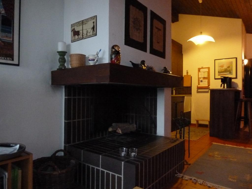 לאקס Ferienwohnung Murschetg חדר תמונה