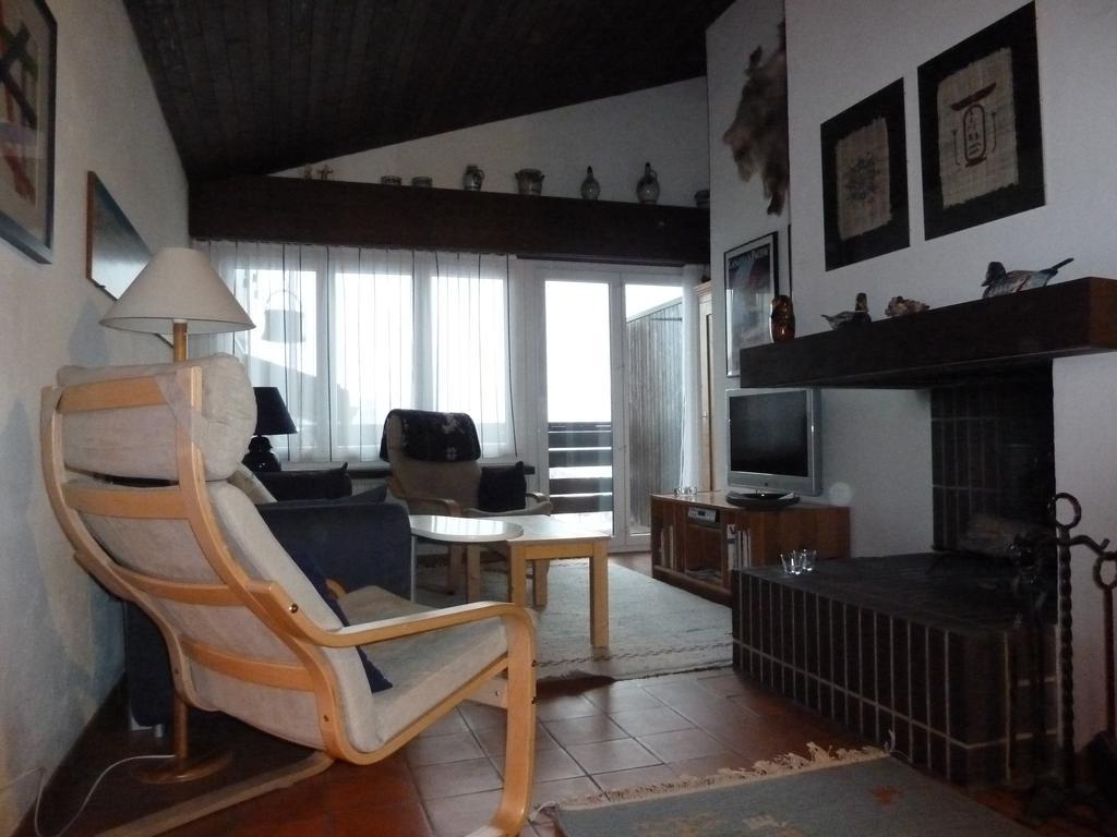 לאקס Ferienwohnung Murschetg חדר תמונה